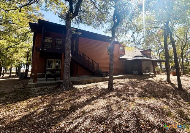 Photo 4 of House for sale at 295 Goetz Rd, Cameron, TX 76520 | MLS# 560740 | Listing updated on 2026-08-17