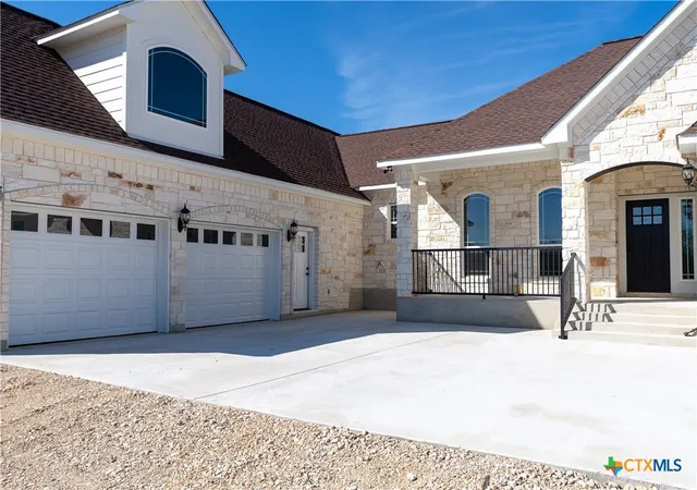 Photo 3 of Single family home for sale at 1000 Black Ankle Rd, Lockhart, TX 78644 | MLS# 564065 | Listing updated on 2026-09-14