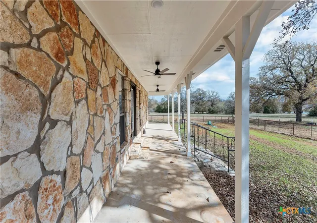 Photo 4 of Single family home for sale at 2569 County Rd 443, Waelder, TX 78959 | MLS# 564626 | Listing updated on 2026-08-17