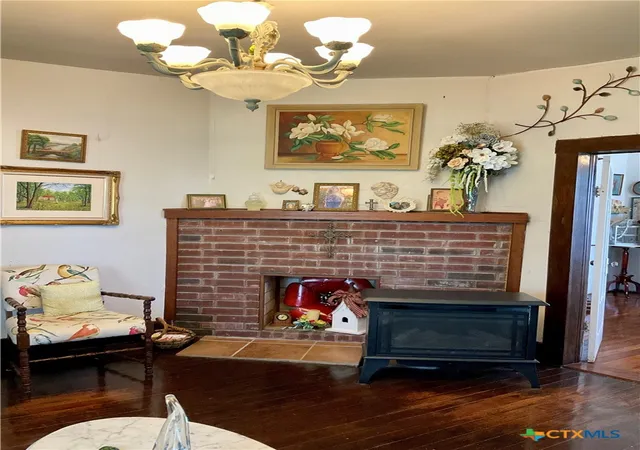 Photo 3 of Single family home for sale at 203 N 10Th St, Gatesville, TX 76528 | MLS# 565615 | Listing updated on 2026-09-03