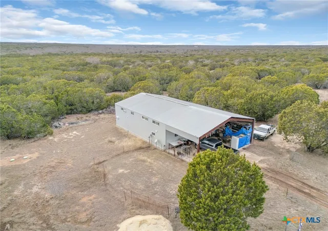 Photo 2 of House for sale at 3250 County Rd 202, Burnet, TX 78611 | MLS# 568557 | Listing updated on 2026-10-07