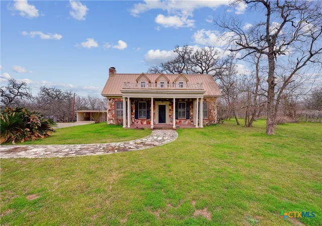 Photo 1 of Single family home for sale at 222 Myrtle Ave, Luling, TX 78648 | MLS# 571345 | Listing updated on 2026-09-12