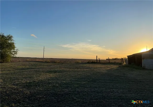 Photo 1 of Sale Pending at 346 Cr 352, Rosebud, TX 76661 | MLS# 571867 | Listing updated on 2026-09-24
