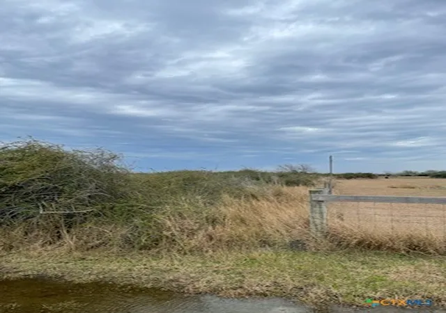 Photo 3 of Sale Pending at 511 Serene Dr, Victoria, TX 77905 | MLS# 586060 | Listing updated on 2026-09-16