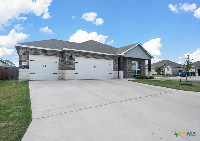 Photo 2 of Sale Pending at 2036 Clear Sky Ct, Temple, TX 76502 | MLS# 588048 | Listing updated on 2026-09-21