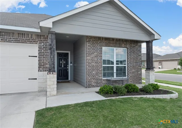 Photo 3 of Sale Pending at 2036 Clear Sky Ct, Temple, TX 76502 | MLS# 588048 | Listing updated on 2026-09-21
