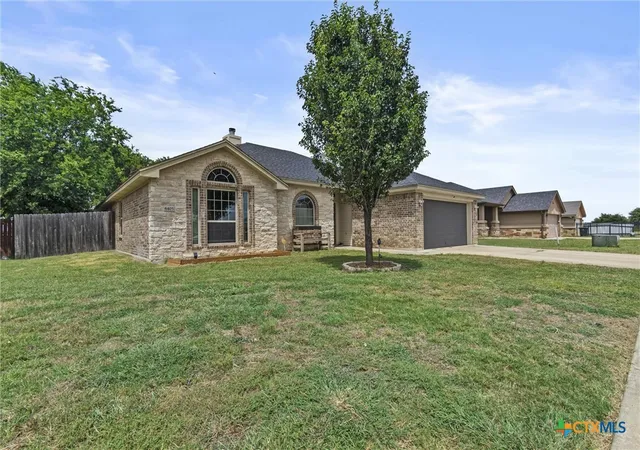 Photo 2 of Single family home for sale at 6405 Deorsam Loop, Killeen, TX 76542 | MLS# 588005 | Listing updated on 2026-08-11