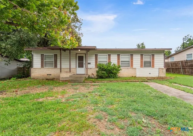 Photo 2 of Single family home for sale at 205 W Walker Ave, Temple, TX 76501 | MLS# 588378 | Listing updated on 2026-09-02