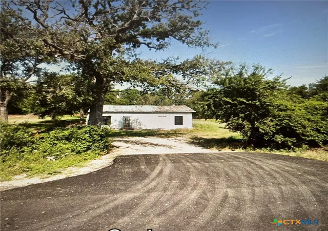 Photo 1 of Single family home for sale at 3004 N Travis Ave, Cameron, TX 76520 | MLS# 589577 | Listing updated on 2026-08-07