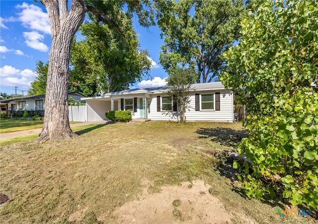 Photo 3 of Single family home for sale at 13 N 41st Street, Temple, TX 76504 | MLS# 589656 | Listing updated on 2026-08-21