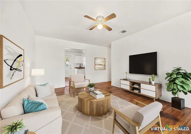 Photo 3 of Single family home for sale at 13 N 41st Street, Temple, TX 76504 | MLS# 589656 | Listing updated on 2026-08-21