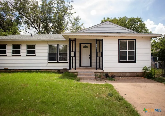 Photo 1 of Single family home for sale at 302 Patton Dr, Killeen, TX 76541 | MLS# 577205 | Listing updated on 2026-09-15