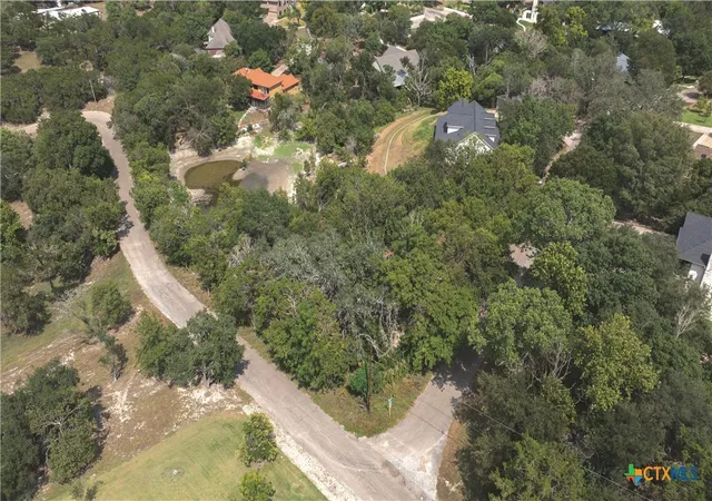 Photo 1 of Land for sale at 800 Hillcrest Dr, Salado, TX 76571 | MLS# 590677 | Listing updated on 2026-09-12