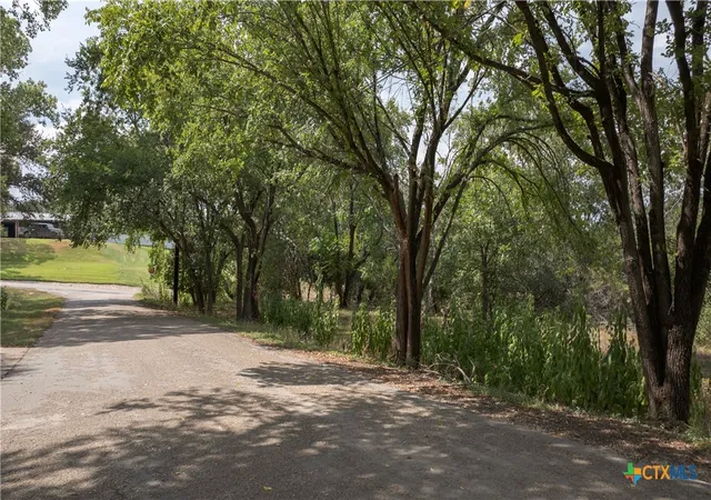 Photo 2 of Land for sale at 800 Hillcrest Dr, Salado, TX 76571 | MLS# 590677 | Listing updated on 2026-09-12