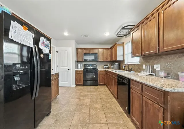 Photo 4 of Single family home for sale at 2701 Settlement Rd, Copperas Cove, TX 76522 | MLS# 591429 | Listing updated on 2026-09-01