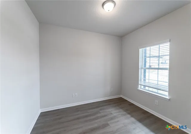 Photo 4 of Single family home for sale at 312 Ivy Rds, Seguin, TX 78155 | MLS# 592297 | Listing updated on 2026-08-27