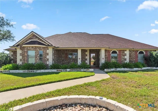 Photo 2 of Single family home for sale at 180 Honeysuckle Dr, Killeen, TX 76549 | MLS# 593058 | Listing updated on 2026-08-26