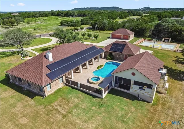 Photo 2 of Single family home for sale at 180 Honeysuckle Dr, Killeen, TX 76549 | MLS# 593058 | Listing updated on 2026-08-26