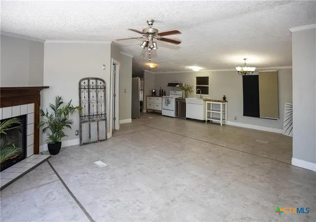 Photo 4 of Manufactured home for sale at 306 Scarlet Oak Dr, Killeen, TX 76542 | MLS# 592489 | Listing updated on 2026-09-02