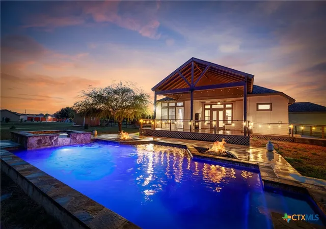 Photo 1 of Single family home for sale at 212 Ferryboat Ln, New Braunfels, TX 78130 | MLS# 593401 | Listing updated on 2026-09-08