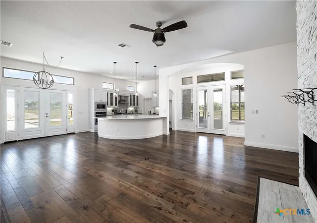 Photo 3 of Single family home for sale at 212 Ferryboat Ln, New Braunfels, TX 78130 | MLS# 593401 | Listing updated on 2026-09-08