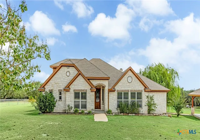 Photo 1 of Single family home for sale at 16900 S Highway 195 St, Killeen, TX 76542 | MLS# 592978 | Listing updated on 2026-09-15