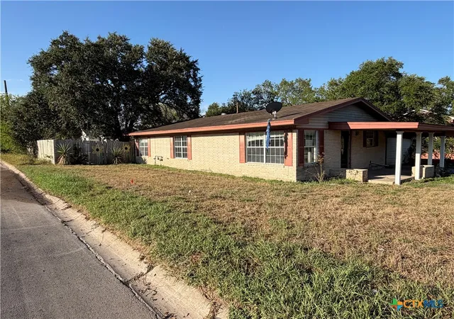 Photo 2 of Single family home for sale at 218 Graham Rd, Kenedy, TX 78119 | MLS# 593950 | Listing updated on 2026-10-06