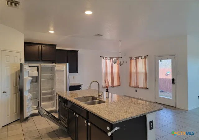 Photo 4 of Single family home for sale at 3909 Brunswick Dr, Killeen, TX 76549 | MLS# 594452 | Listing updated on 2026-09-08