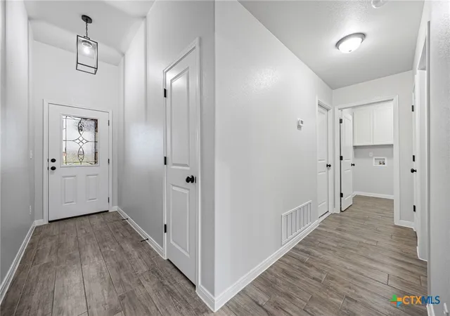 Photo 3 of Single family home for sale at 2546 Cowgirl Trl, Belton, TX 76513 | MLS# 595848 | Listing updated on 2026-10-06