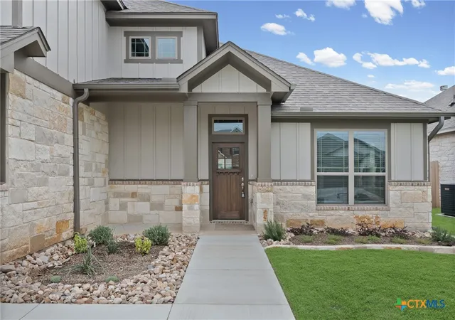 Photo 3 of Single family home for sale at 10235 Kimberlite Dr, Temple, TX 76502 | MLS# 595350 | Listing updated on 2026-10-01