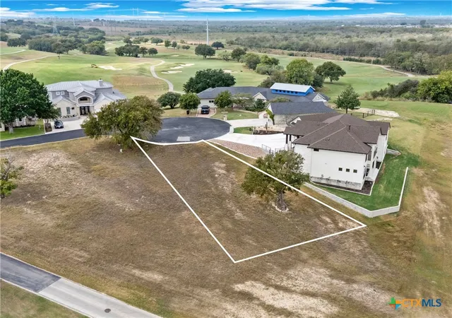 Photo 3 of Sale Pending at 119 Pinnacle Dr, New Braunfels, TX 78130 | MLS# 596116 | Listing updated on 2026-08-04