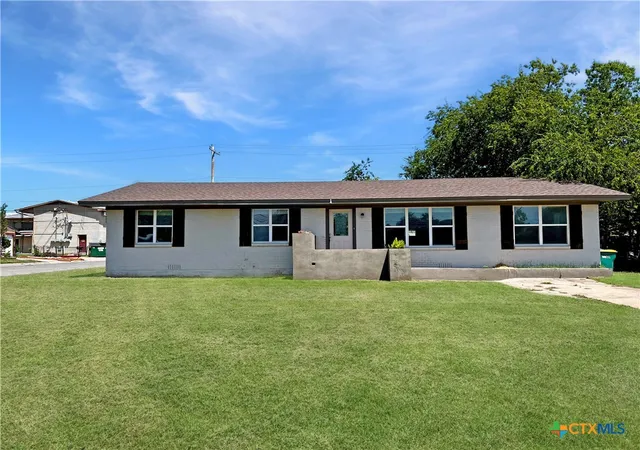 Photo 1 of Single family home for sale at 1311 W Main St, Gatesville, TX 76528 | MLS# 596633 | Listing updated on 2026-08-03
