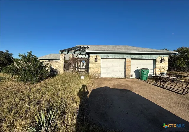 Photo 1 of Single family home for sale at 946 County Rd 4818, Kempner, TX 76539 | MLS# 596830 | Listing updated on 2026-08-19