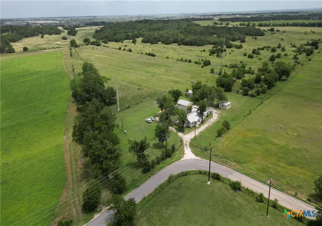 Photo 3 of Single family home for sale at 500 County Rd 315, Jarrell, TX 76537 | MLS# 595776 | Listing updated on 2026-09-10