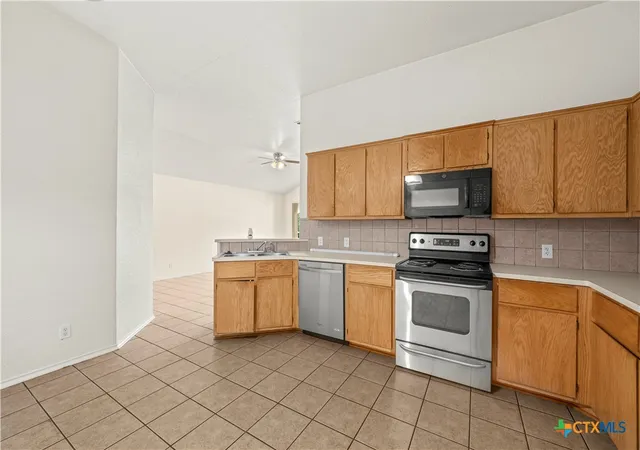 Photo 3 of Multi family home for sale at 306 Jeff Gordon Dr, Harker Heights, TX 76548 | MLS# 596524 | Listing updated on 2026-07-27