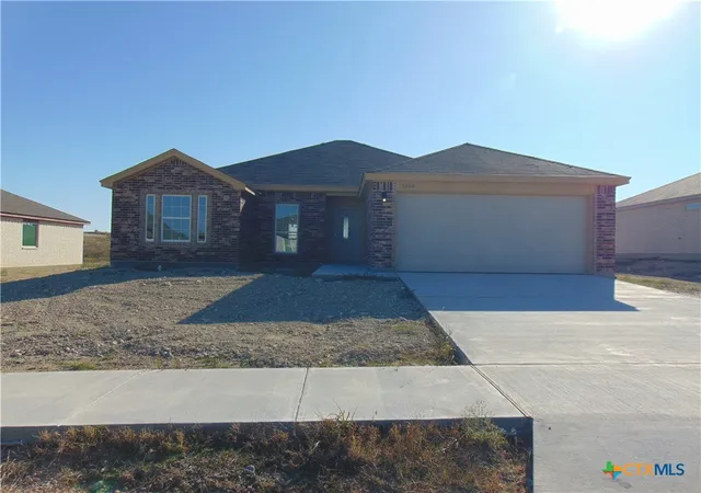 Photo 1 of Sale Pending at 3200 Salt Fork Dr, Killeen, TX 76549 | MLS# 596120 | Listing updated on 2026-09-29