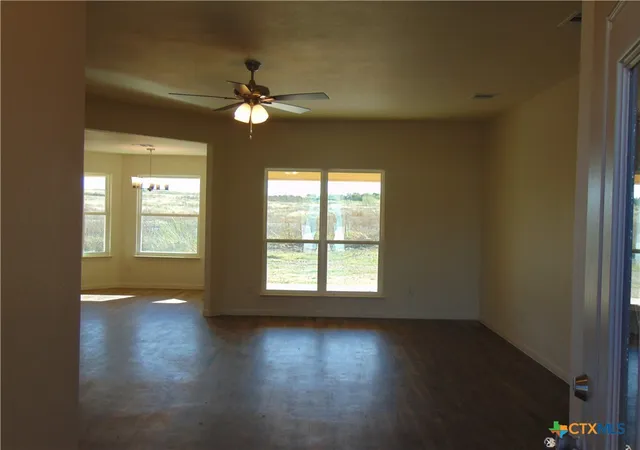 Photo 3 of Sale Pending at 3200 Salt Fork Dr, Killeen, TX 76549 | MLS# 596120 | Listing updated on 2026-09-29
