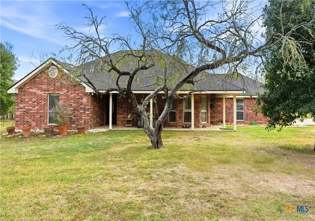 Photo 2 of Single family home for sale at 195 Cheyenne Ln, Kingsbury, TX 78638 | MLS# 598532 | Listing updated on 2026-10-05