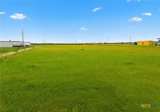 Photo 2 of Land for sale at 612 Wischkaemper Rd, Victoria, TX 77905 | MLS# 598713 | Listing updated on 2026-08-17