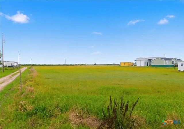 Photo 3 of Land for sale at 612 Wischkaemper Rd, Victoria, TX 77905 | MLS# 598713 | Listing updated on 2026-08-17