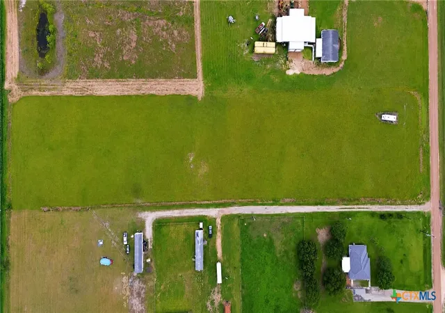 Photo 4 of Land for sale at 612 Wischkaemper Rd, Victoria, TX 77905 | MLS# 598713 | Listing updated on 2026-08-17