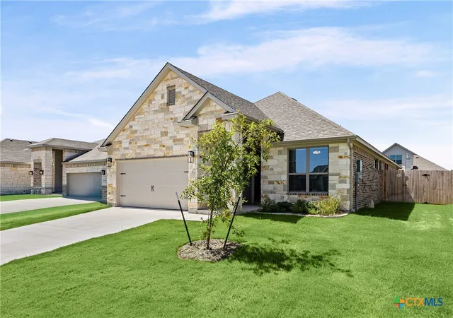 Photo 3 of Single family home for sale at 10219 Kimberlite Dr, Temple, TX 76502 | MLS# 599662 | Listing updated on 2026-09-10