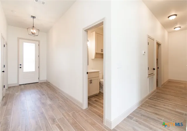 Photo 3 of Single family home for sale at 1301 Rylee Ln, Salado, TX 76571 | MLS# 599605 | Listing updated on 2026-09-14