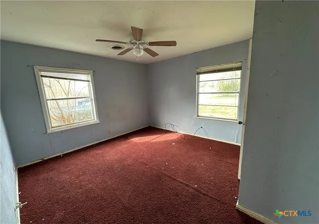 Photo 4 of Single family home for sale at 118 Massanet St, Port Lavaca, TX 77979 | MLS# 600197 | Listing updated on 2026-08-04