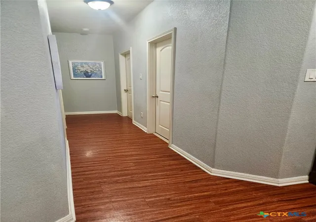 Photo 3 of Single family home for sale at 91 Skyview Ter, Leander, TX 78641 | MLS# 600210 | Listing updated on 2026-09-30