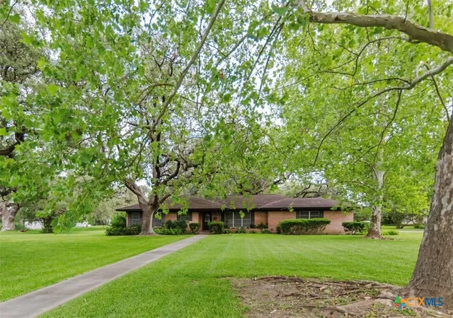 Photo 3 of Single family home for sale at 1209 Moss Ln, Cuero, TX 77954 | MLS# 600867 | Listing updated on 2026-08-20