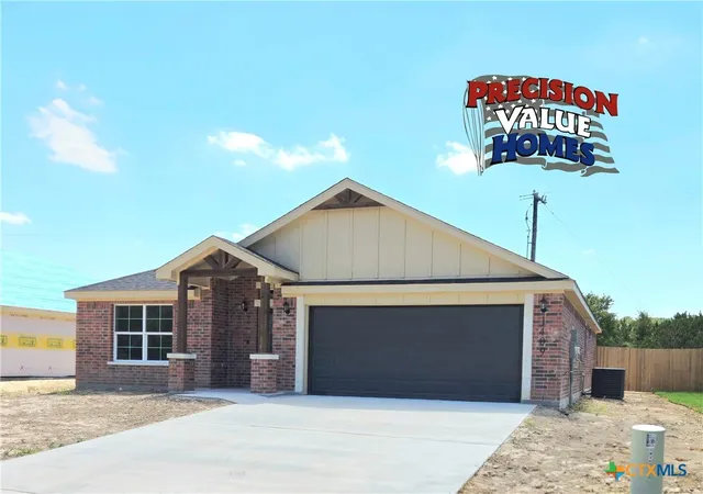 Photo 3 of Sale Pending at 1409 Fossil Trl, Belton, TX 76513 | MLS# 600905 | Listing updated on 2026-08-26