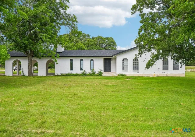 Photo 2 of Single family home for sale at 132 County Rd 4765, Kempner, TX 76539 | MLS# 600906 | Listing updated on 2026-08-29