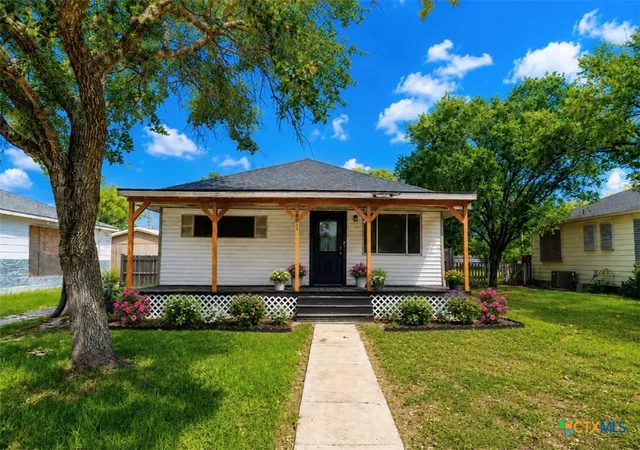 Photo 1 of Single family home for sale at 633 Tutt Ave, Taft, TX 78390 | MLS# 600944 | Listing updated on 2026-09-01