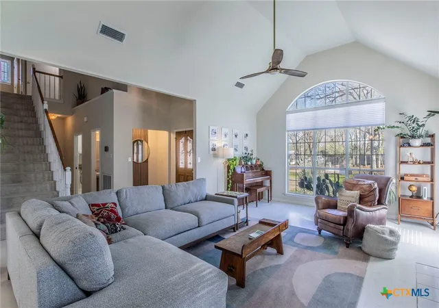 Photo 3 of Single family home for sale at 700 Arrowhead Dr, Salado, TX 76571 | MLS# 600860 | Listing updated on 2026-08-17